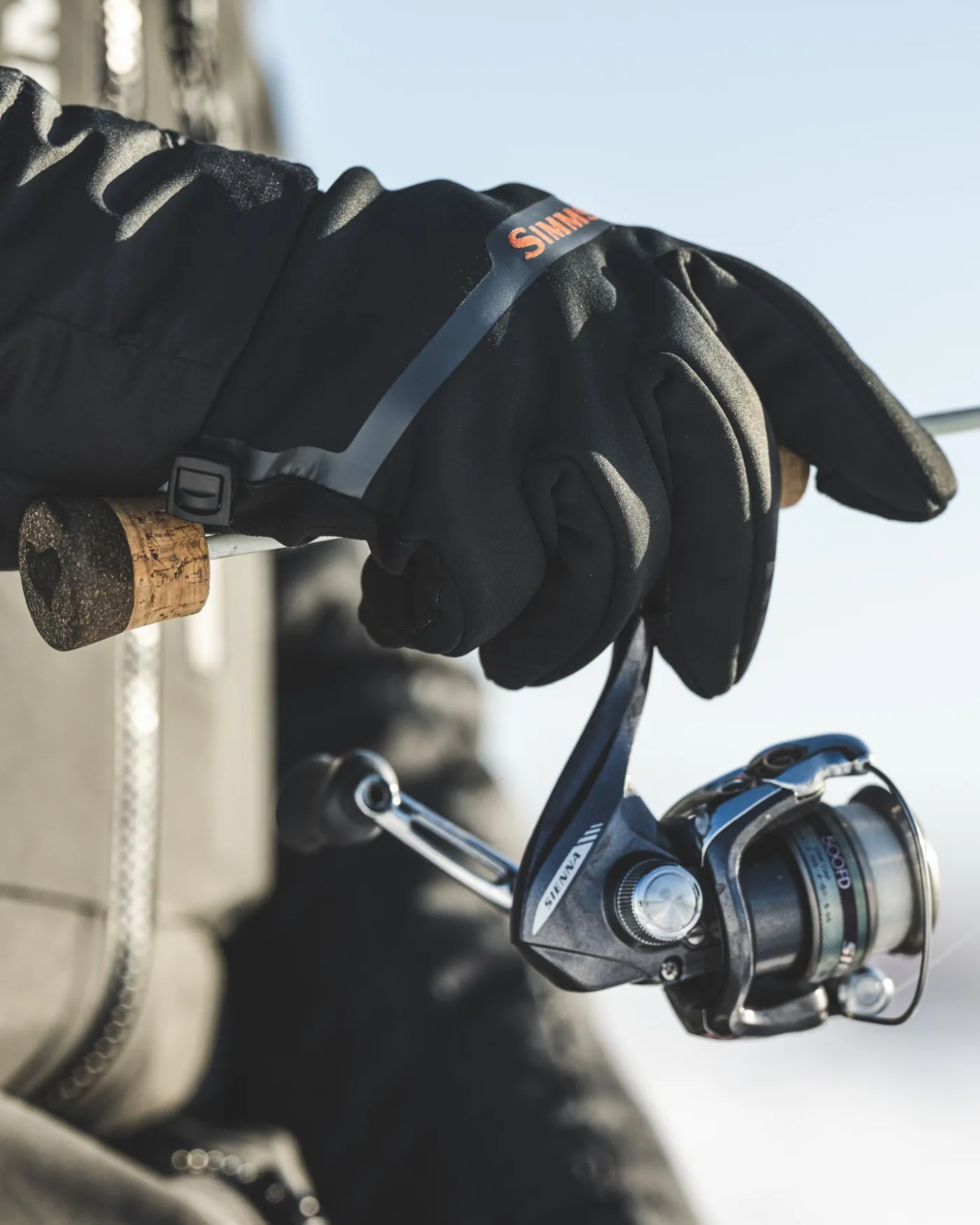 WINDSTOPPER® Flex Fishing Glove
